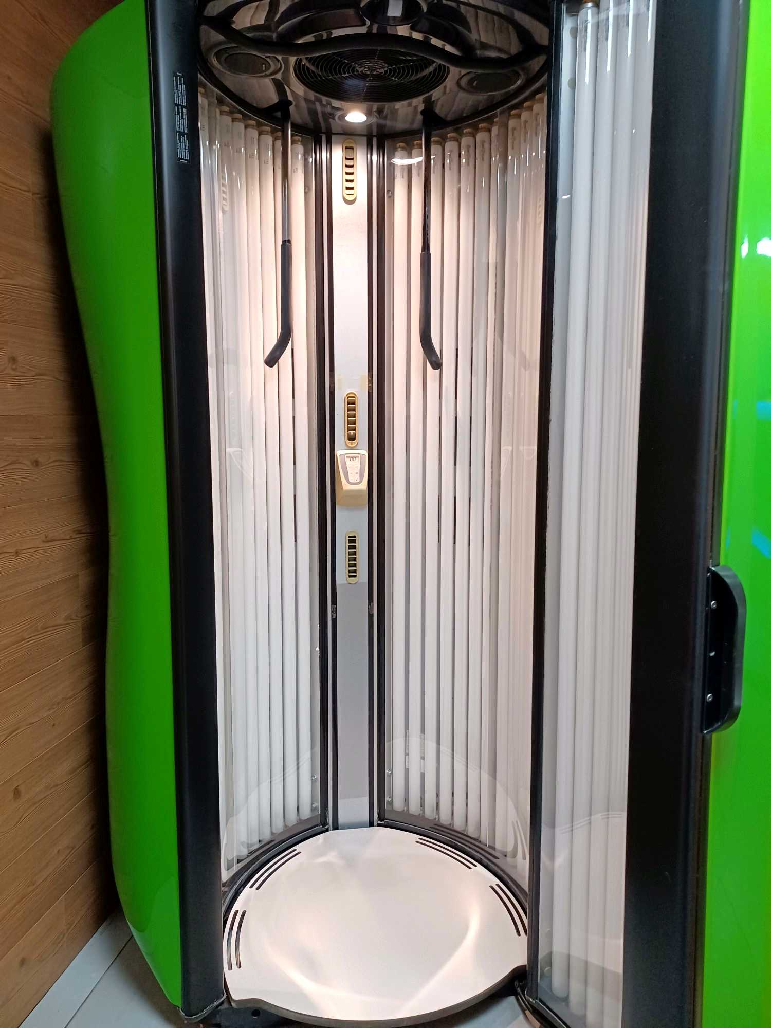 Repasované vertikálne solárium Alisun V 36